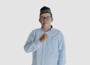 Peringatan Isra Mi’raj di SDN 64 Pangkalpinang, Kepala Sekolah  SD Negeri 64 Hasan Basri, S.Pd Motivasi Siswa meneladani akhlak Nabi Muhammad SAW