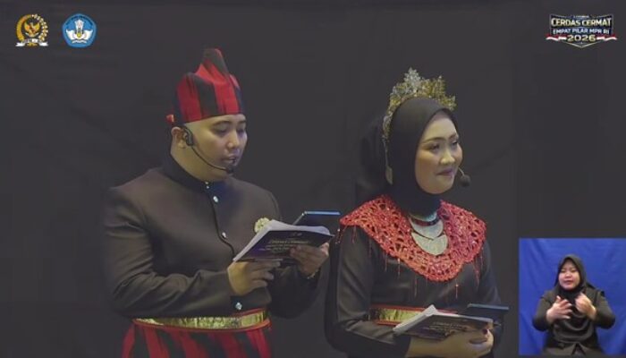 ‘Amalannya Kuat Banget hingga teselamatkan’ sebut Netizen untuk MC  Said Akhmad asal Pangkalpinang di Momen Viral LCC 4 Pilar