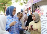 Noni Hidayat Beli Produk UMKM dan Ajak Warga Ramaikan Erpeka Festival 2026